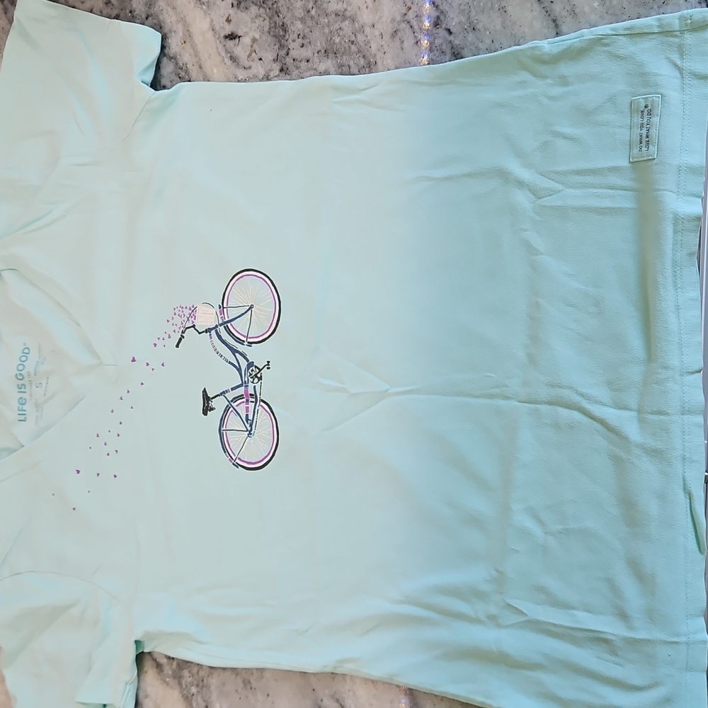 Life is Good Teal Blue Basket Bike Hearts V-Neck Tee Small